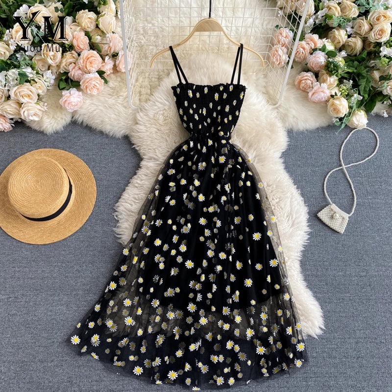Vestido Encanto: Alcinhas com Duas Camadas