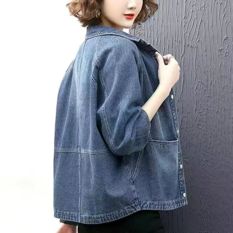 Jaqueta Glamour Denim: Versatilidade e Elegância