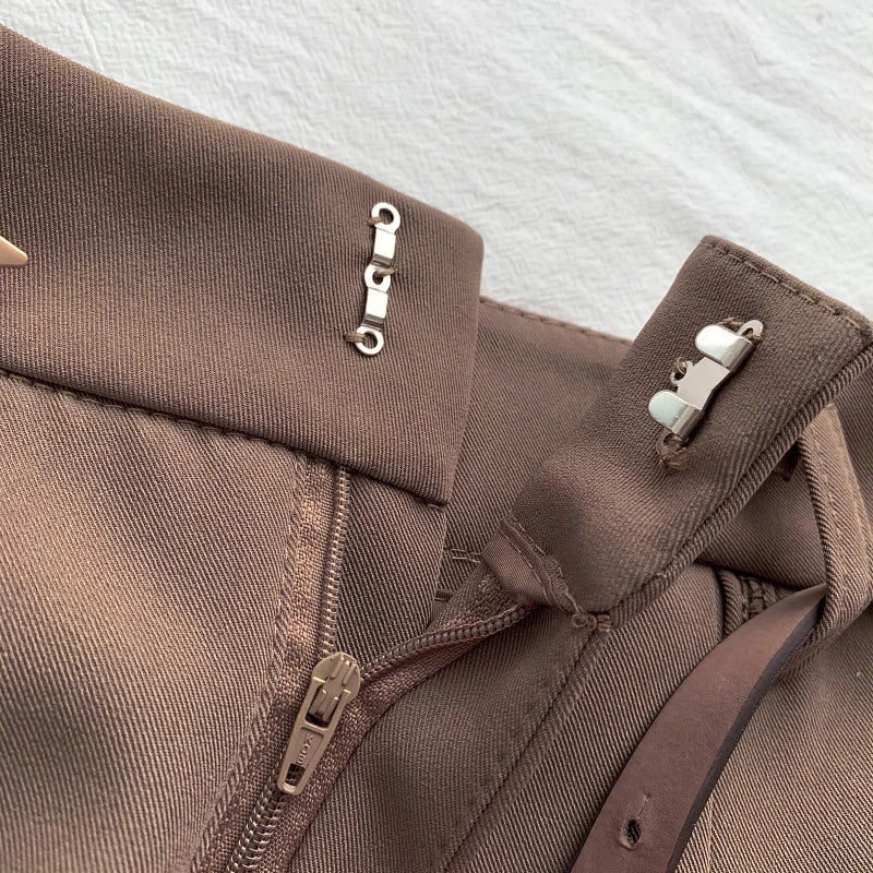 Short Feminino Cintura Alta com Cinto: Elegância Casual - Estilo e Conforto em Cada Detalhe