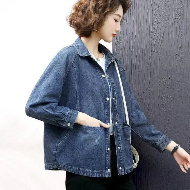 Jaqueta Glamour Denim: Versatilidade e Elegância