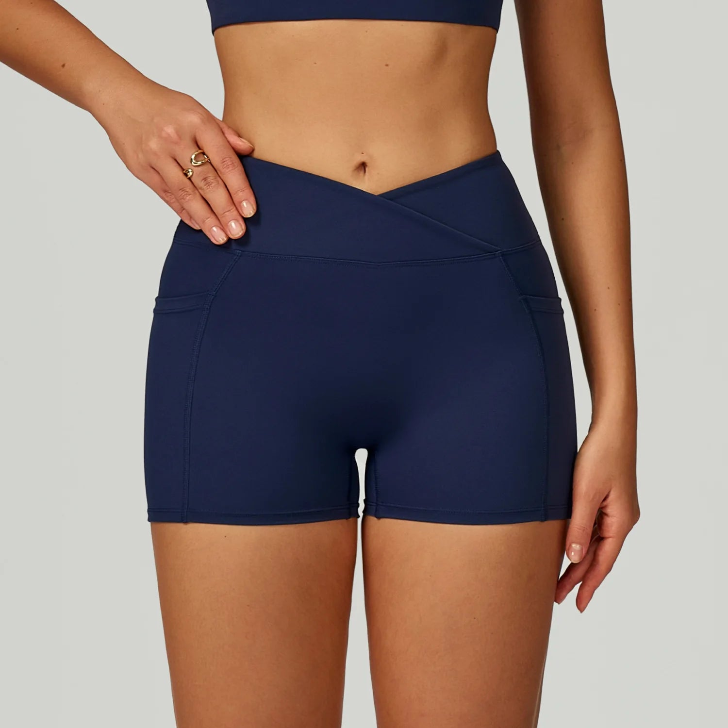 SHORT CRUZADO V-FIT™