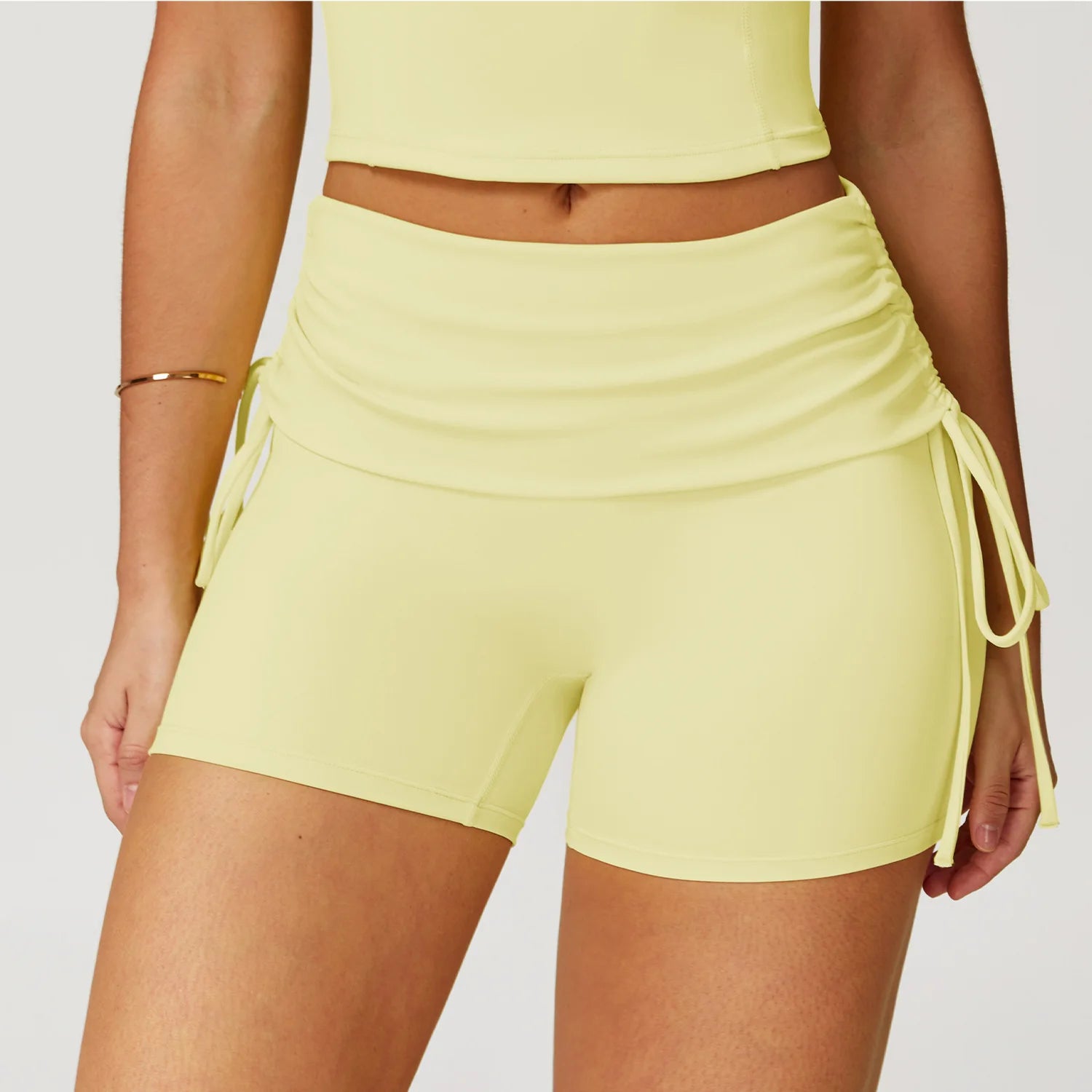 Short Shape Charm Fit