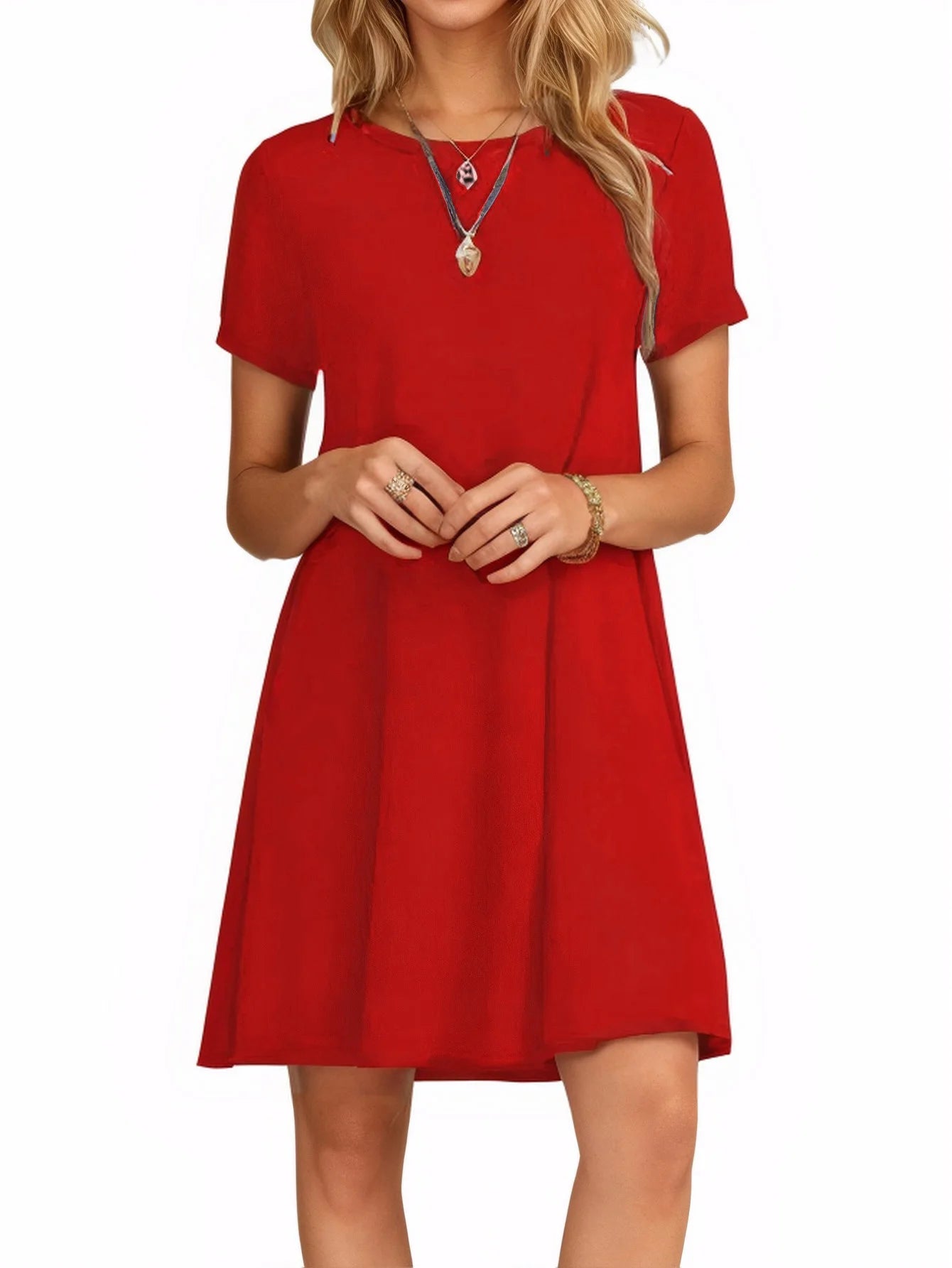 Vestido Básico de Manga Curta com Gola Redonda: Essência Chic - Simplicidade que Encanta