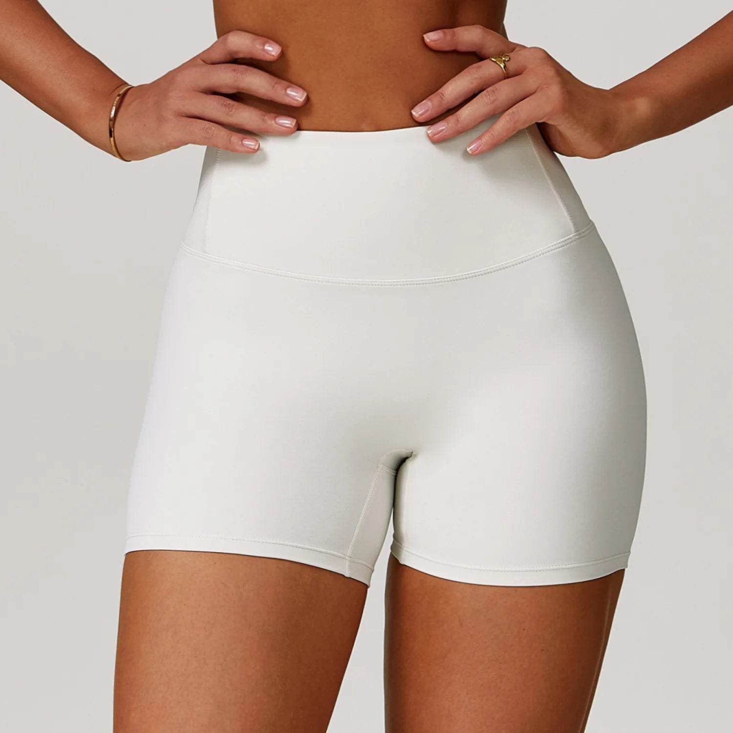 Short Bella Power